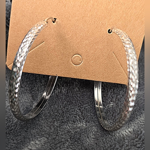 NWOT VTG 925 Sterling Silver Vermeil Diamond Cut Hoop Earrings - Picture 2 of 4